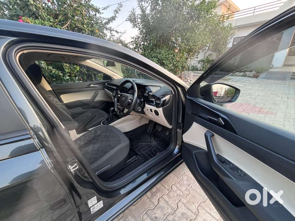 Skoda Slavia 1.5 L 4 Stroke Tsi Dsg Petrol Automatic