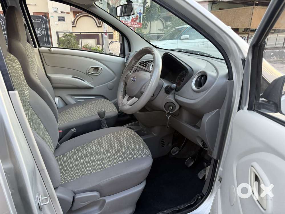 Datsun Redigo T Option, 2016, Petrol