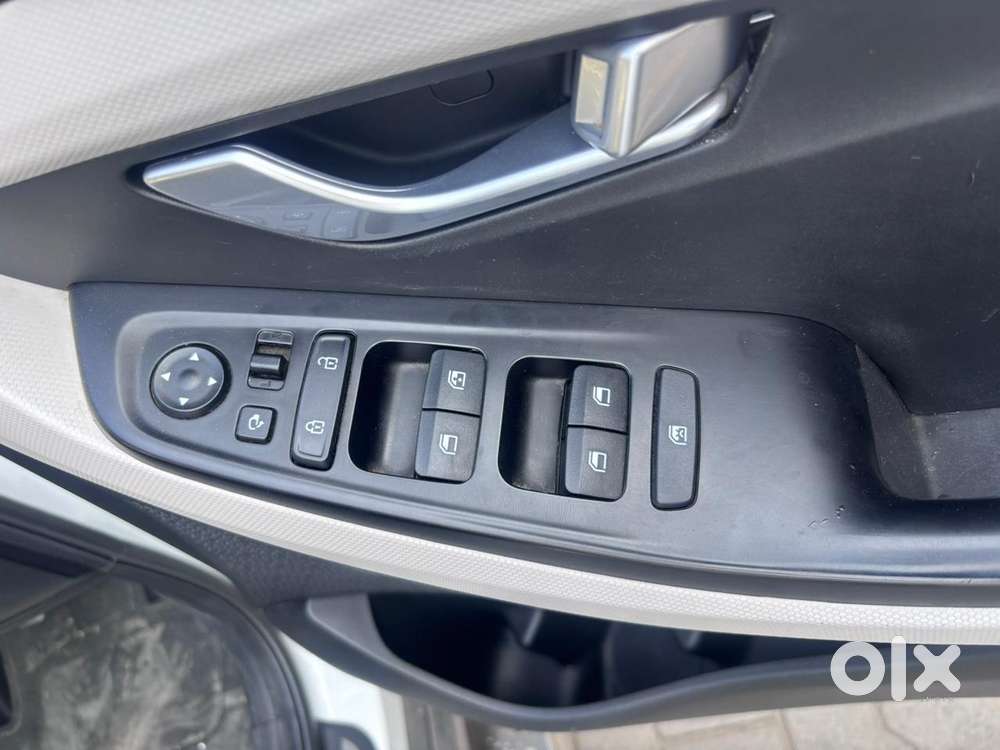 Hyundai Creta Sx Petrol Mt, 2022, Petrol