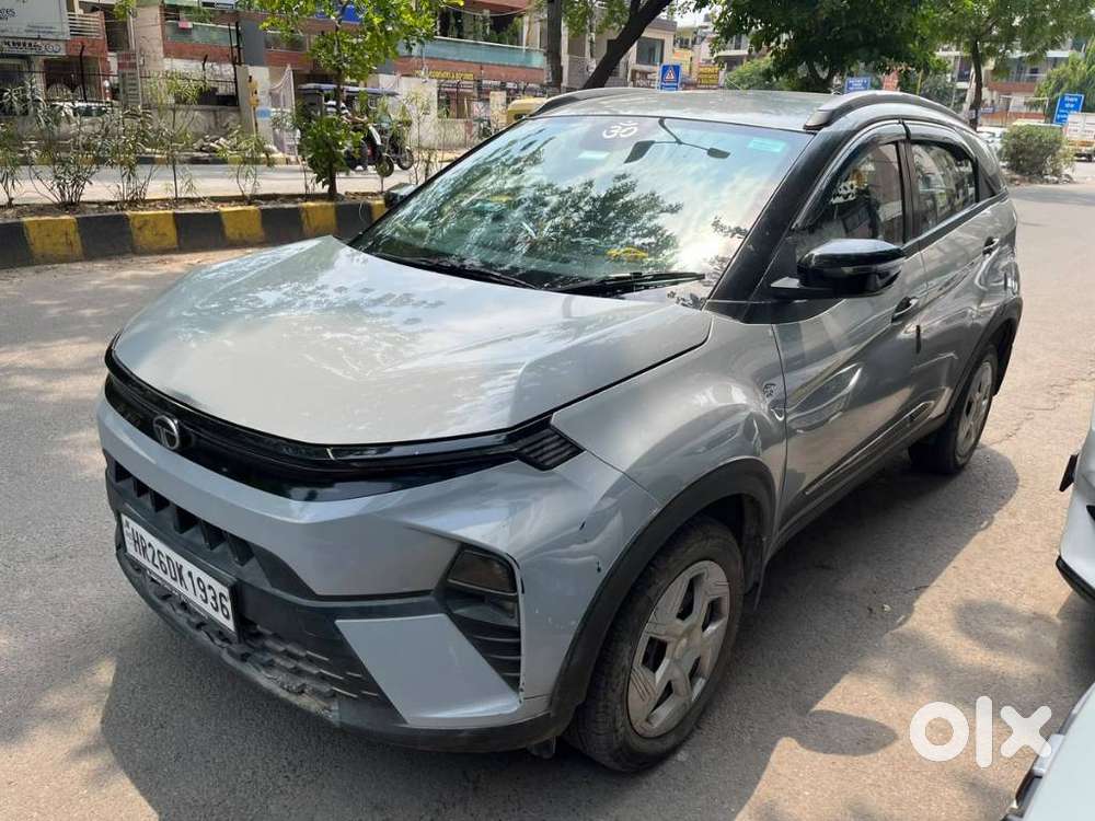 Tata Nexon 1.2 Revotron Xma Amt (s), 2024, Petrol