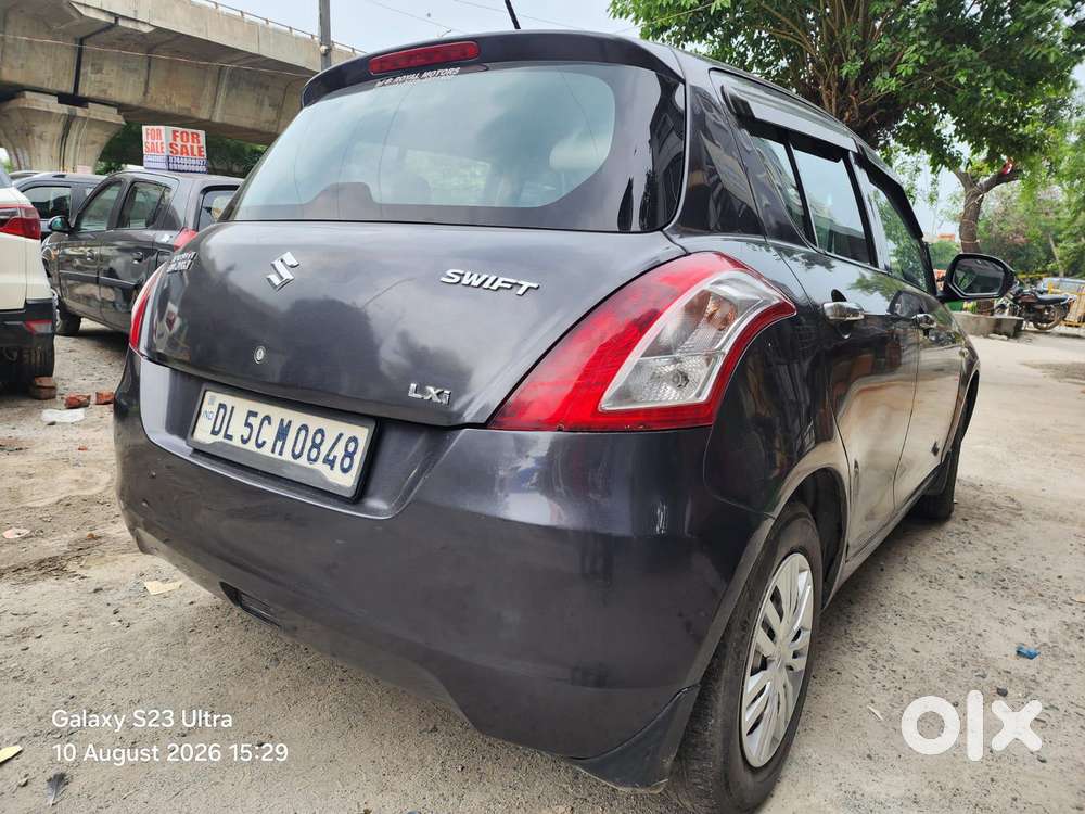 Maruti Suzuki Swift Lxi Option, 2015, Cng & Hybrids