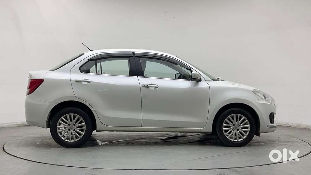 Maruti Suzuki Dzire 1.2 Zxi Amt, 2017, Petrol