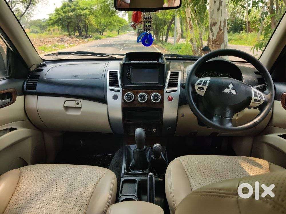 Mitsubishi Pajero Sport 2.5 Manual, 2016, Diesel