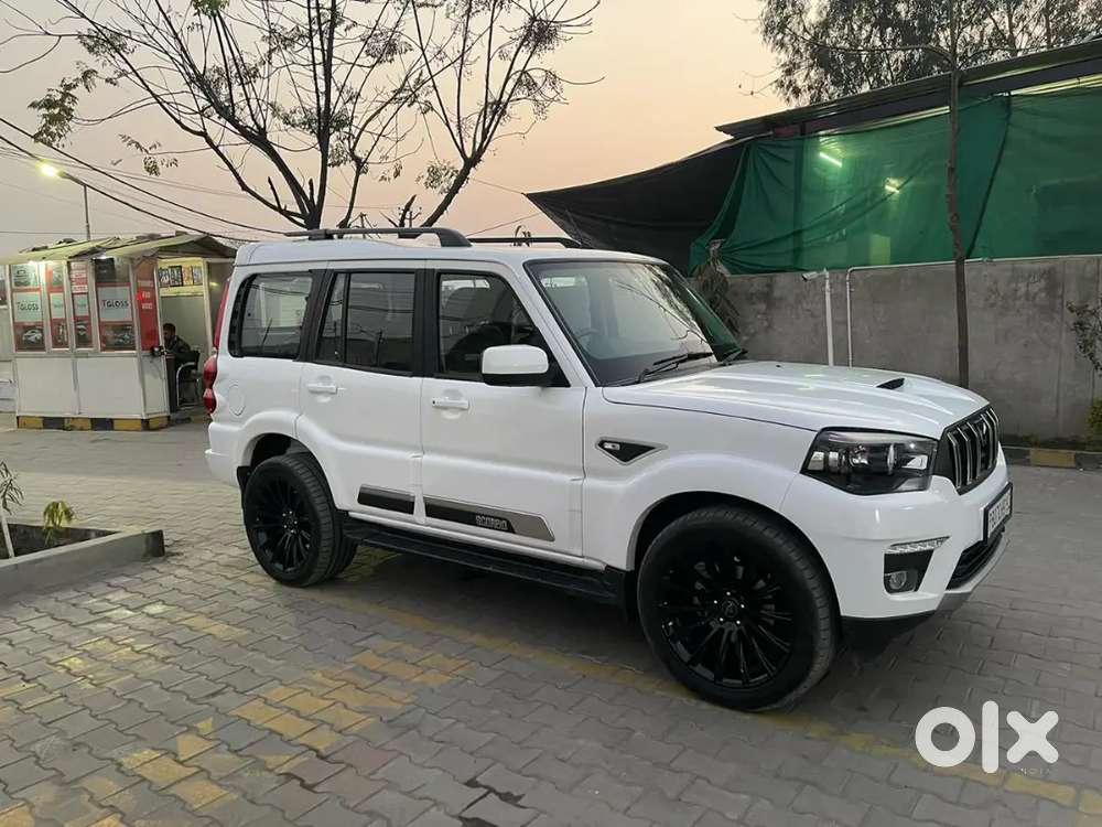 Mahindra Scorpio Classic 2025 Diesel 7 S Cc