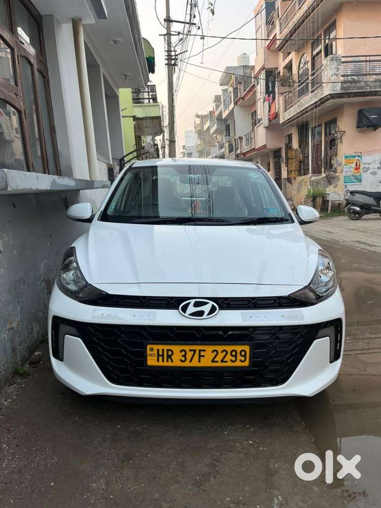 Hyundai Aura 2025 Cng & Hybrids Well Maintained