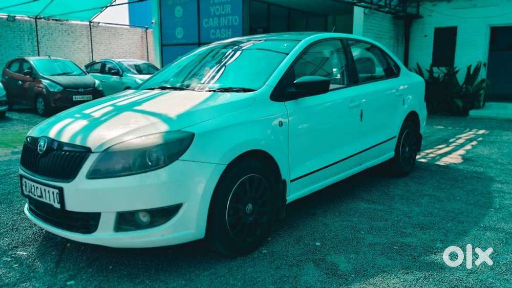Skoda Rapid 1.5 Tdi At Elegance Black Package, 2015, Diesel