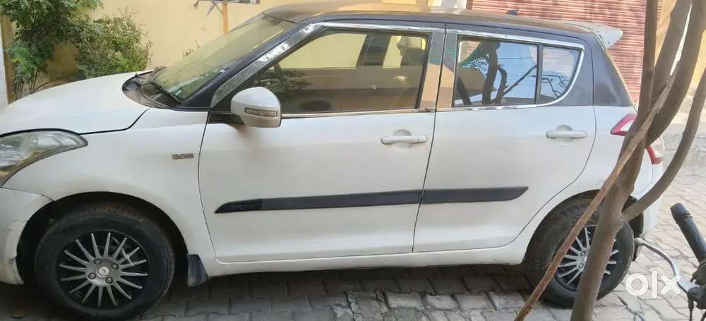 Maruti Suzuki Swift 2013 Diesel 121000 Km Driven