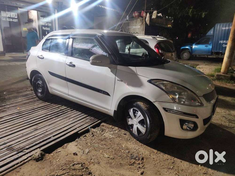 Maruti Suzuki Swift Dzire 1.2 Vxi Bsiv, 2014, Petrol