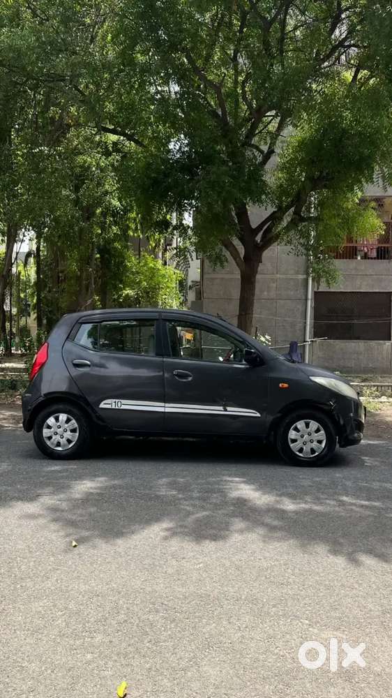 Hyundai I10 2012 Petrol+cng On Paper, 98730 Km Driven