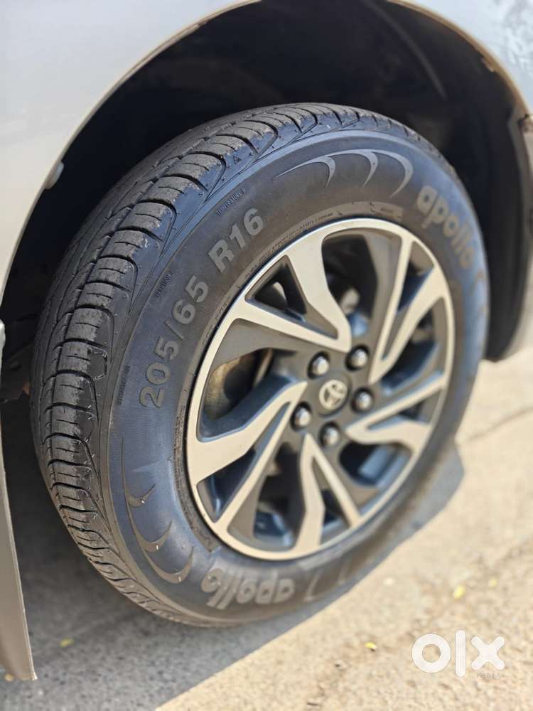 Toyota Innova Crysta 2.4 G Mt, 2021, Diesel