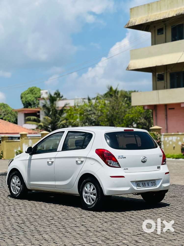Hyundai I20 Sportz At 1.4, 2014, Petrol