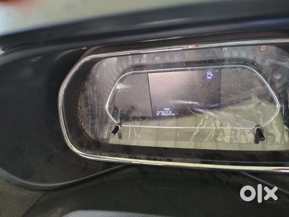 Tata Nexon 2022 Petrol 27600 Km Driven