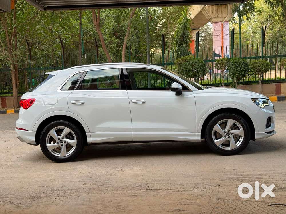 Audi Q3 40 Tfsi Premium Plus, 2023, Petrol