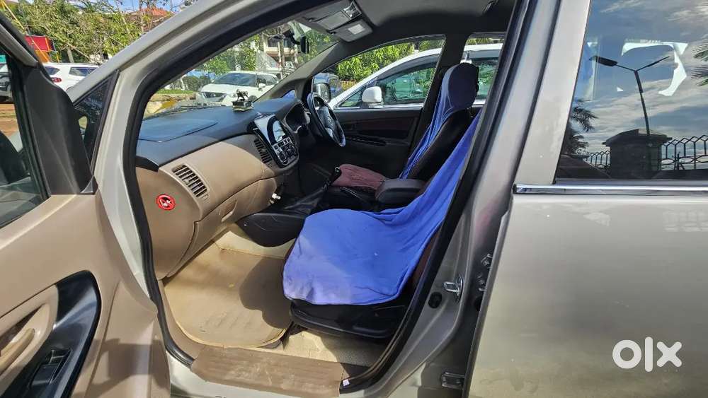 Toyota Innova 2015 Diesel Well Maintained