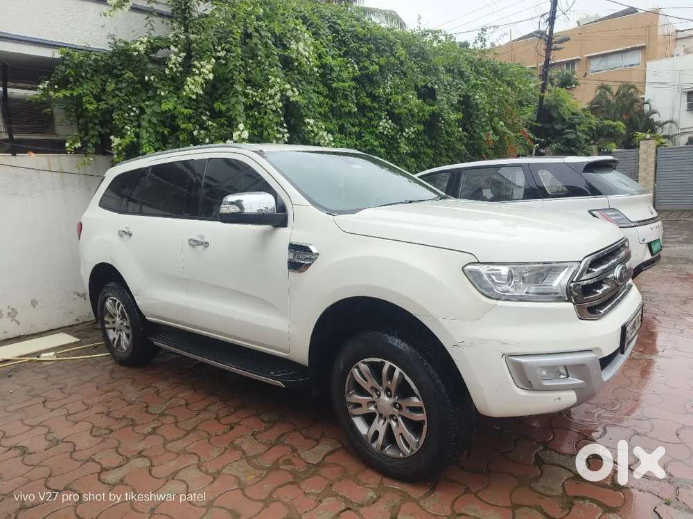 Ford Endeavour Titanium 2.2 2017