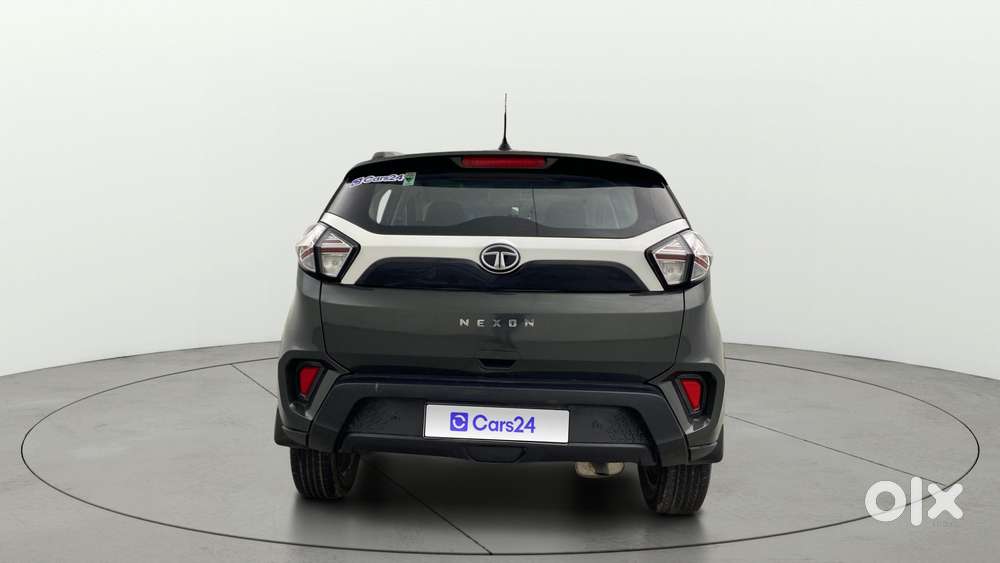 Tata Nexon 1.2 Revotron Xm (s), 2022, Petrol