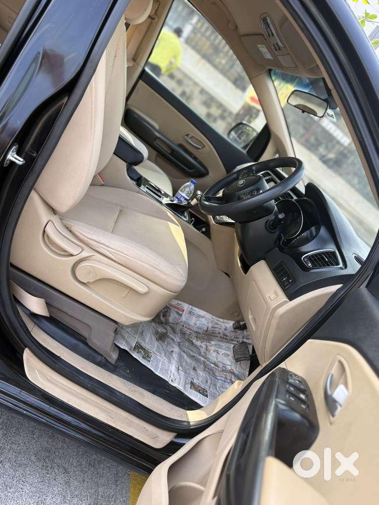 Kia Carnival Premium, 2020, Diesel