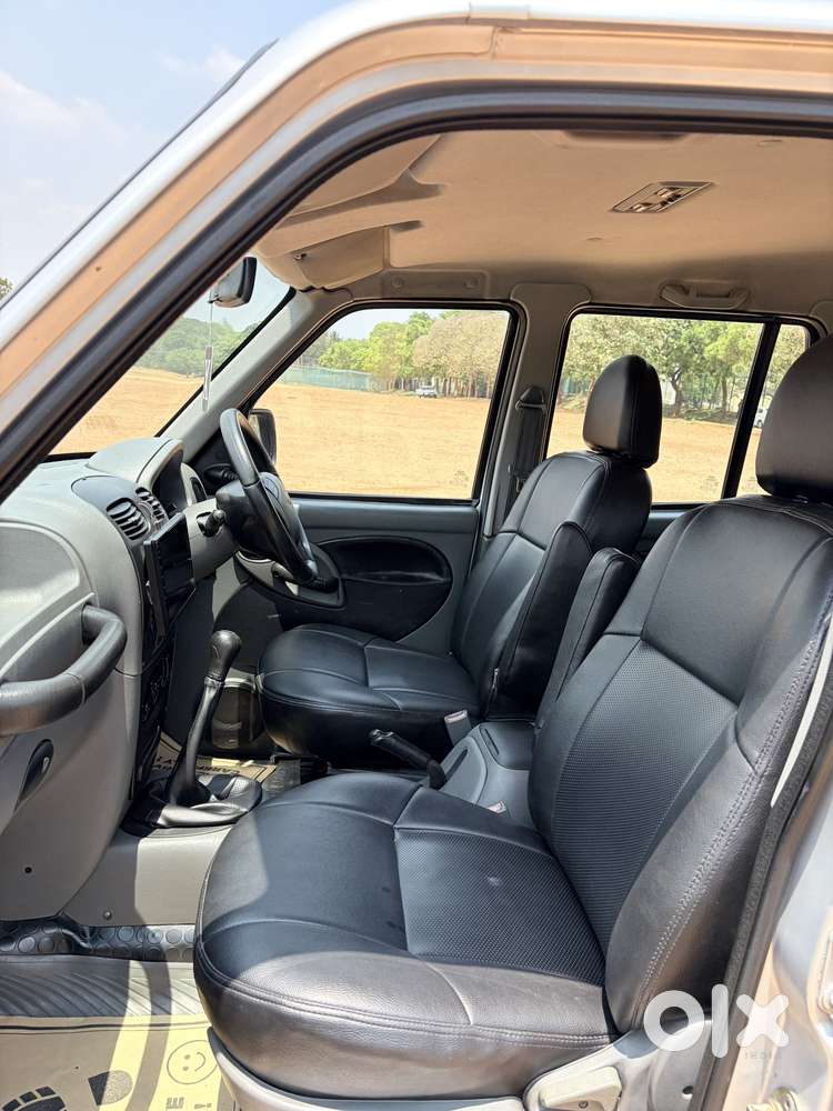 Mahindra Scorpio 2002-2013 2.6 Glx, 2004, Diesel