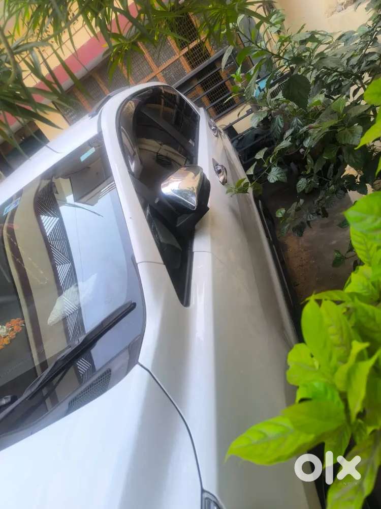Toyota Innova Crysta