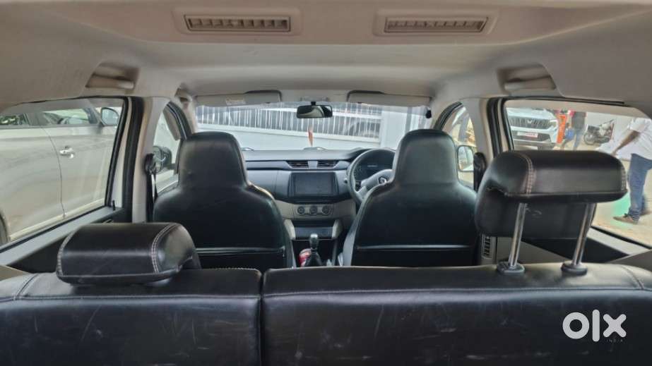 Renault Triber Rxl, 2024, Petrol