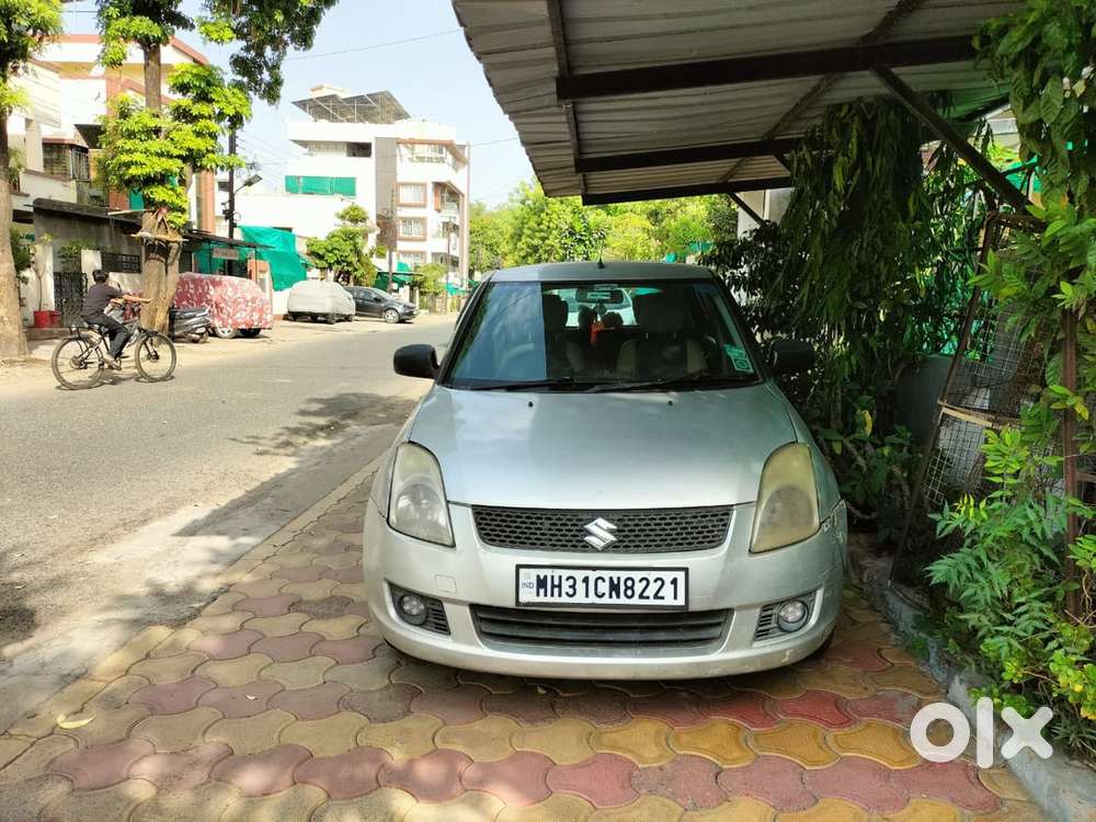 Maruti Suzuki Swift 2006 Petrol 99000 Km Driven