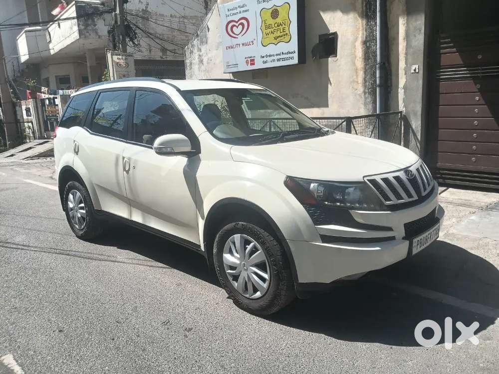 Mahindra Xuv500 2015 Diesel 80195 Km Driven