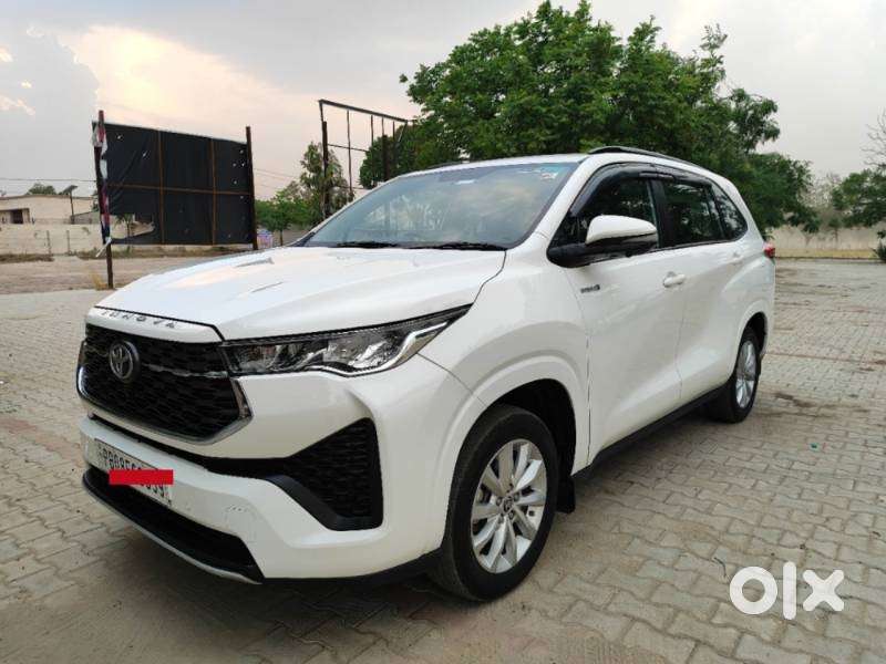Toyota Innova Hycross 2.0 Vx (o) Hybrid 8 Str, 2023, Diesel