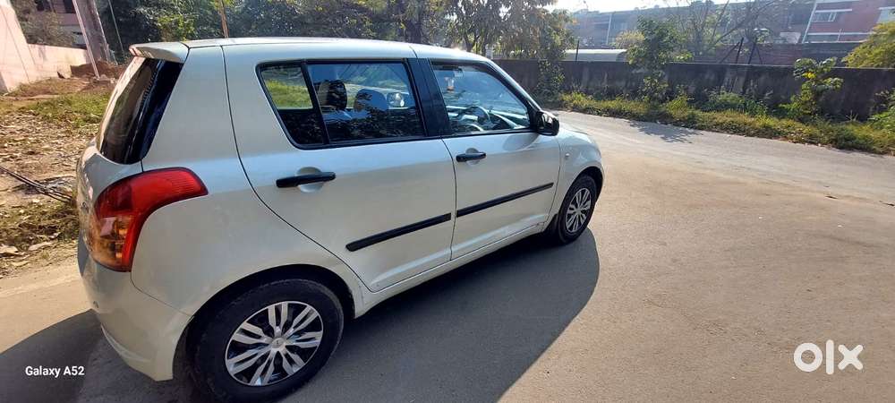 Maruti Suzuki Swift Vxi Optional, 2007, Petrol