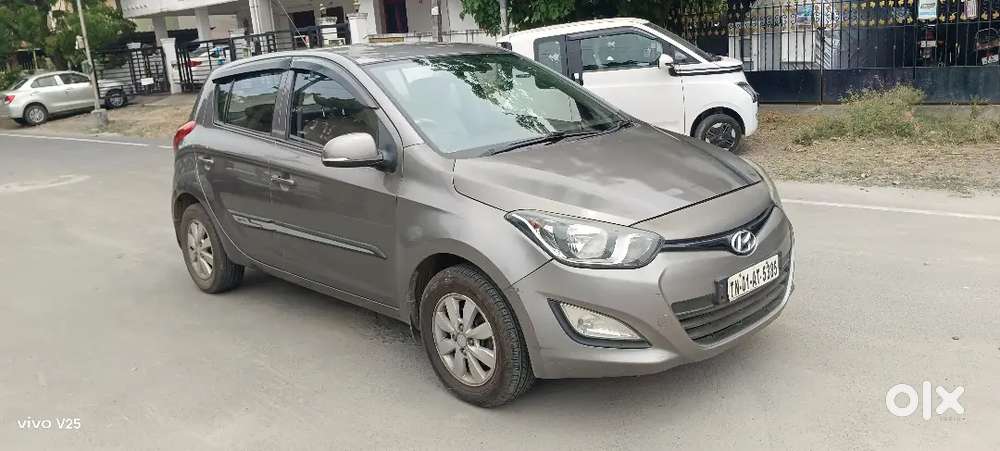 Hyundai New I20 2013 Diesel 125000 Km Driven