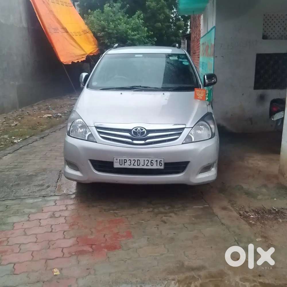 Toyota Innova Hycross 2011 Diesel Manual