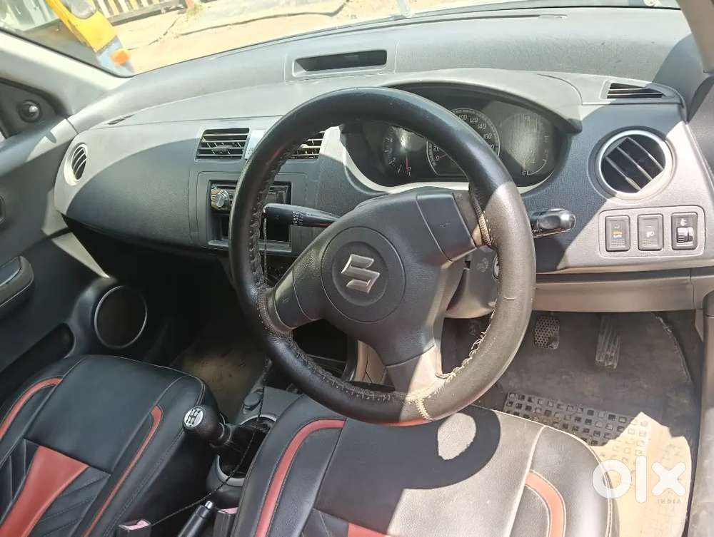 Maruti Suzuki Swift Petrol 2006