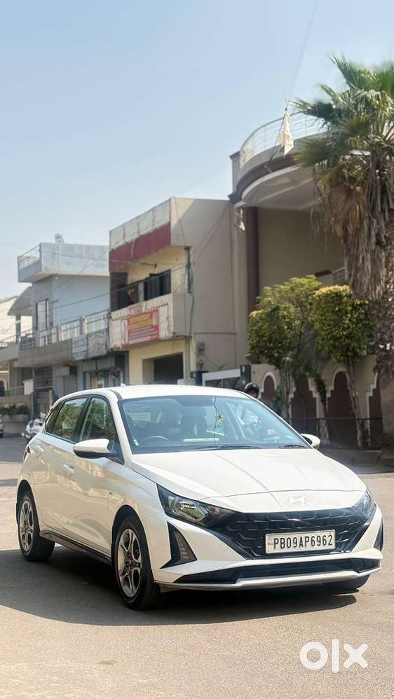 Hyundai New I20 2024 Petrol 22000 Km Driven