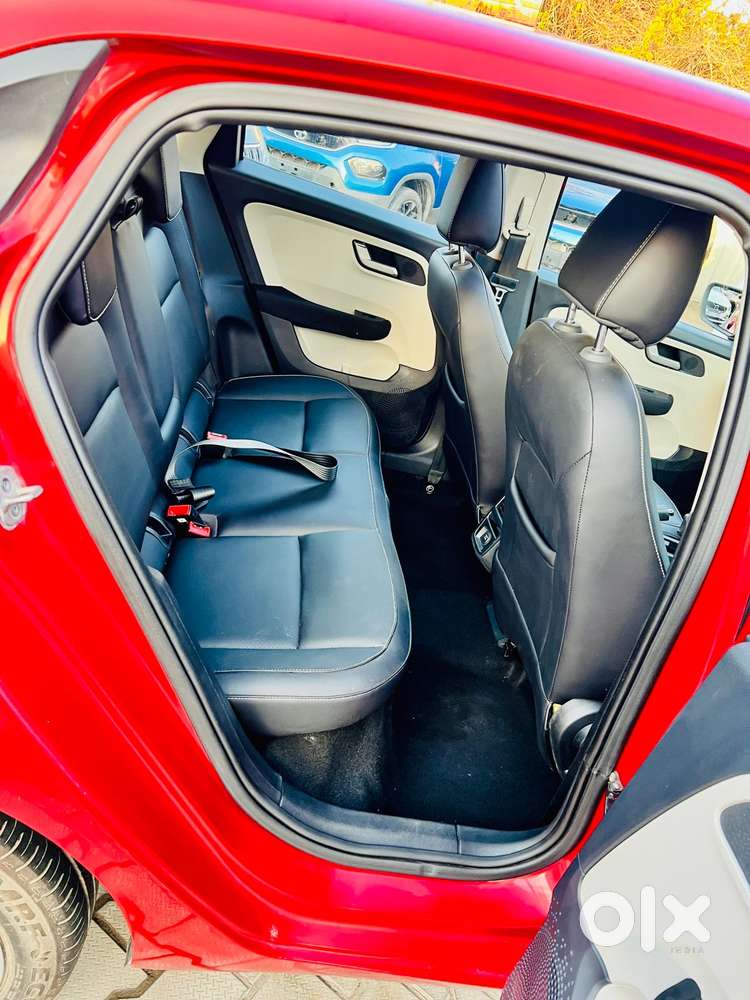 Tata Altroz 1.2 Xz Plus Petrol, 2026, Petrol