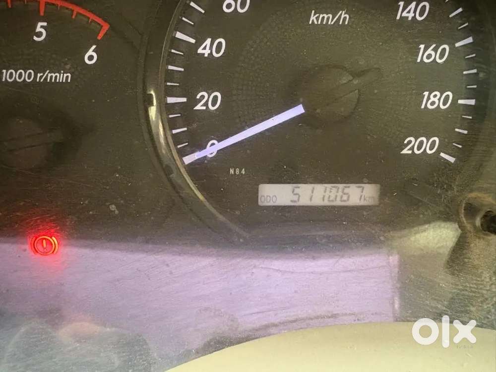 Toyota Innova 2014 Diesel 500000 Km Driven