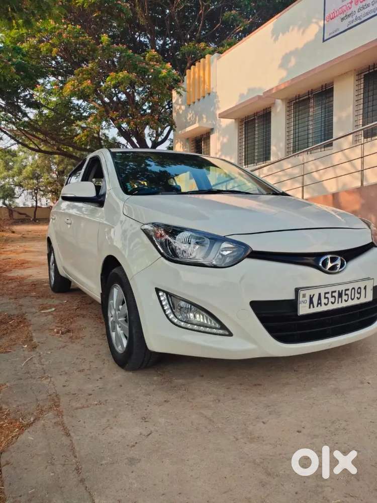 Hyundai Elite I20 2013 Diesel 136000 Km Driven