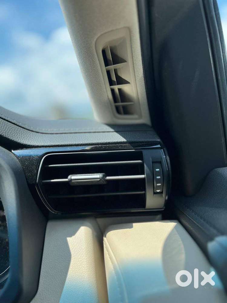 Toyota Land Cruiser Zx Petrol, 2024, Petrol