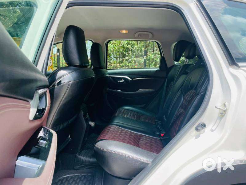 Maruti Suzuki Grand Vitara 1.5 Delta Smart Hybrid At, 2024, Petrol