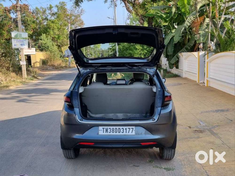 Tata Altroz 1.2 Xt, 2023, Petrol
