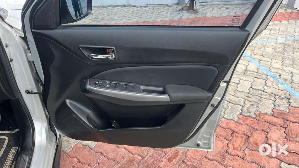 Maruti Suzuki Swift Zxi Plus, 2021, Petrol