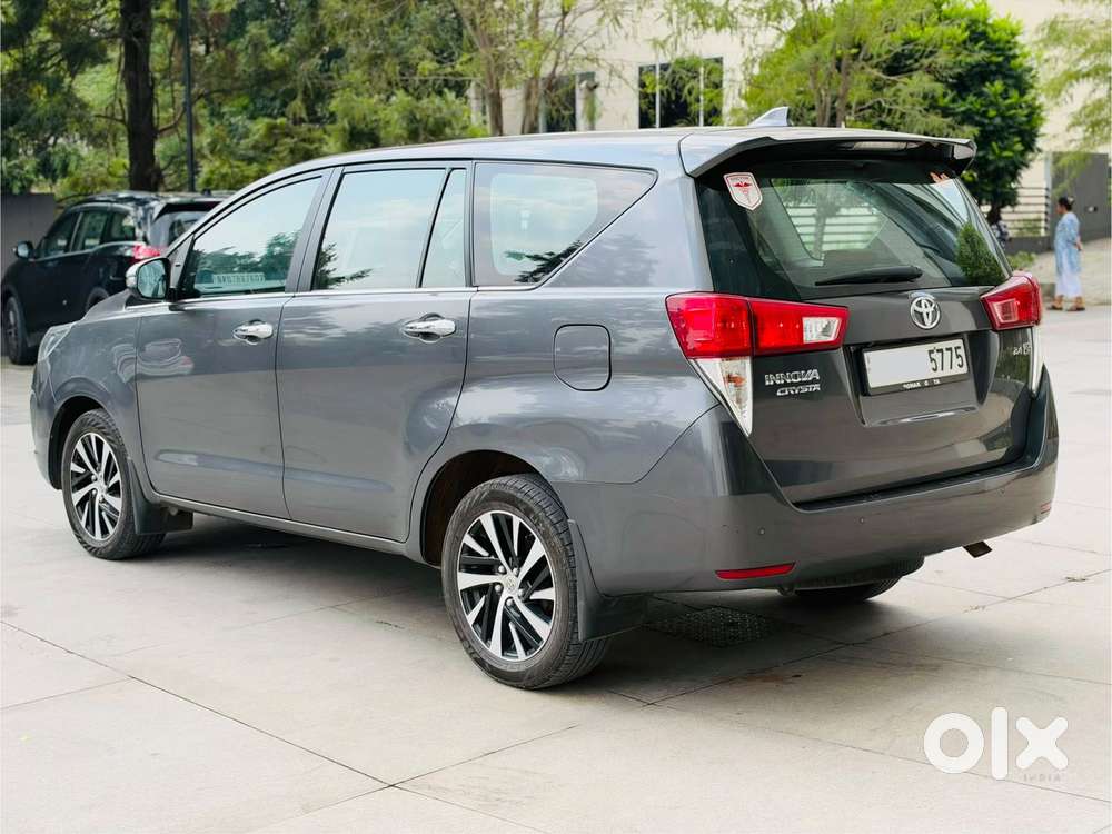 Toyota Innova Crysta [2020-ongoing] 2.4 Zx At 7 Str, 2022, Diesel