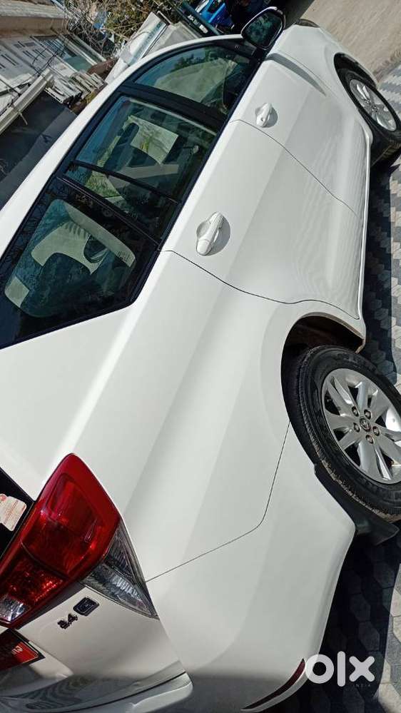 Toyota Innova Crysta 2.4 G Mt 7 Str, 2019, Diesel