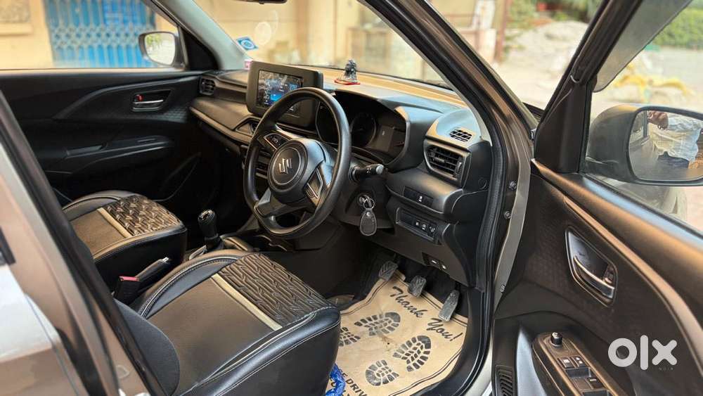 Maruti Suzuki Swift Vxi + Manual, 2025, Petrol