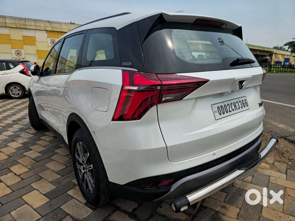 Mahindra Xuv700 2.2 Ax 7 Diesel At Luxury Pack Str Awd, 2023, Diesel