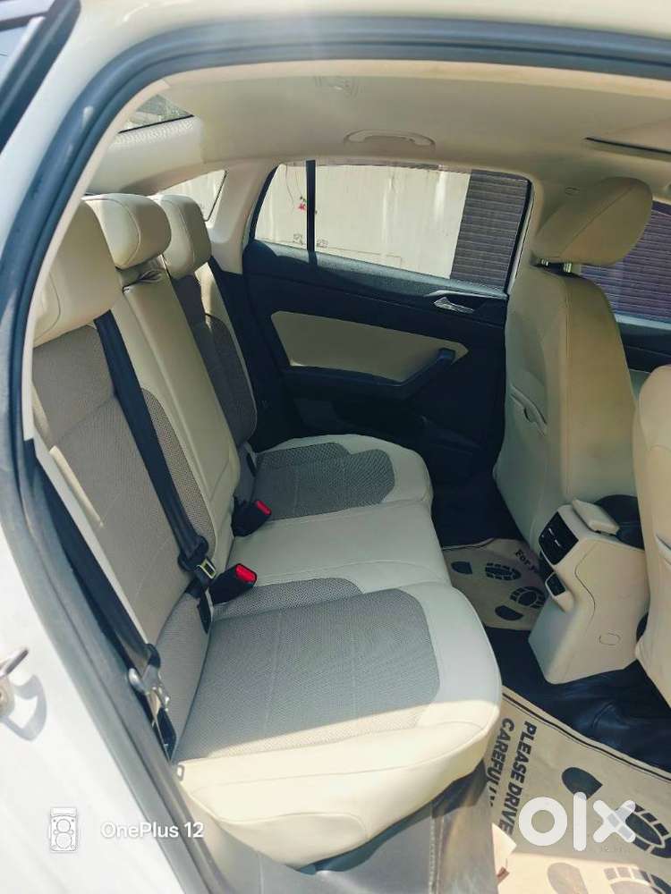 Skoda Slavia Anniversary Edition 1.5l Tsi Mt, 2023, Petrol