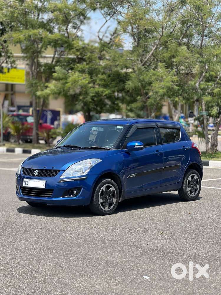 Maruti Suzuki Swift Vxi, 2014, Petrol