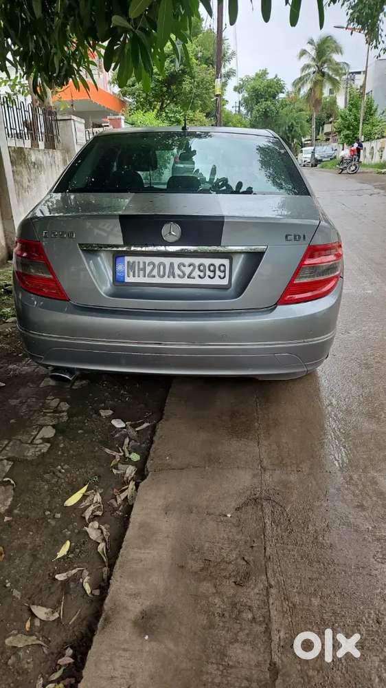 Mercedes-benz C-class 2011 Diesel 140000 Km Driven