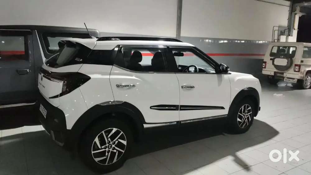 Mahindra Xuv300 Ax5 Pm 2025