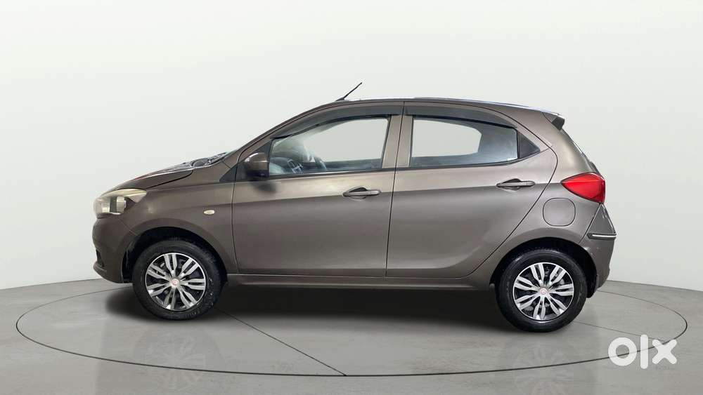 Tata Tiago 1.2 Revotron Xt, 2017, Petrol