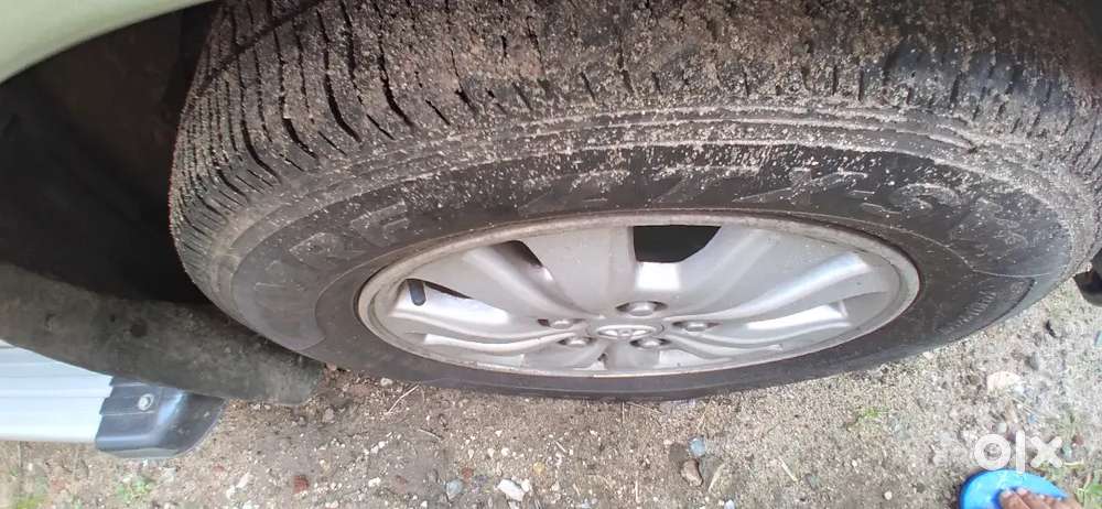 Toyota Innova 2011 Diesel Well Maintained