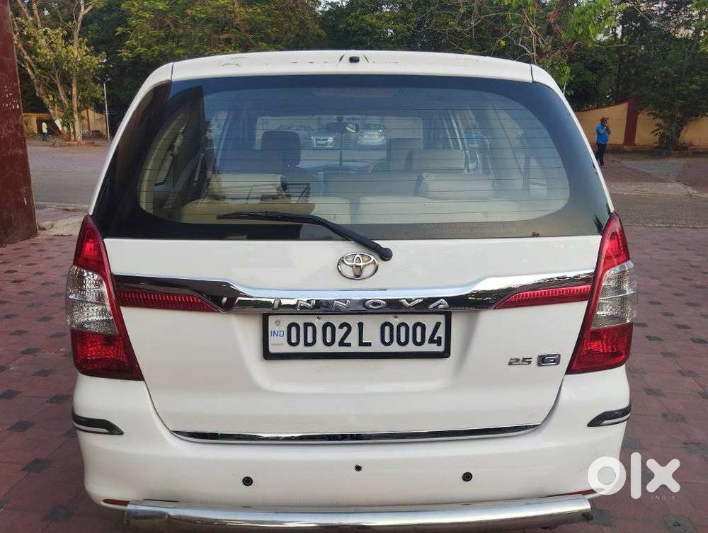 Toyota Innova 2.5 G (diesel) 8 Seater, 2014, Diesel